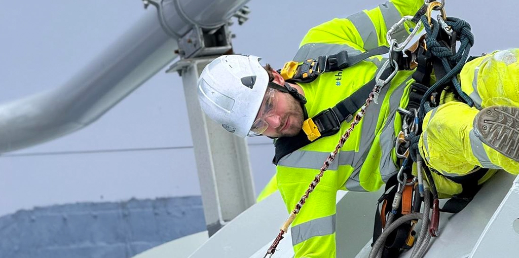 professional installation of permanent guardrail systems